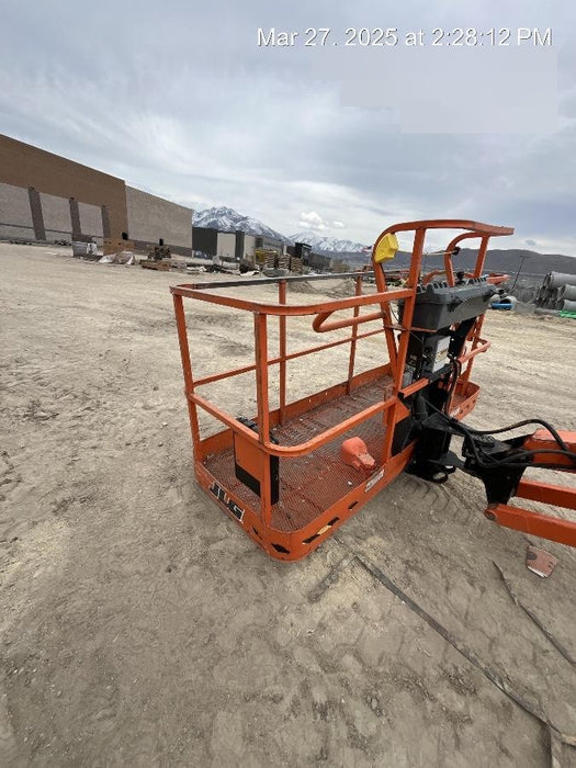 2019 JLG 460SJ