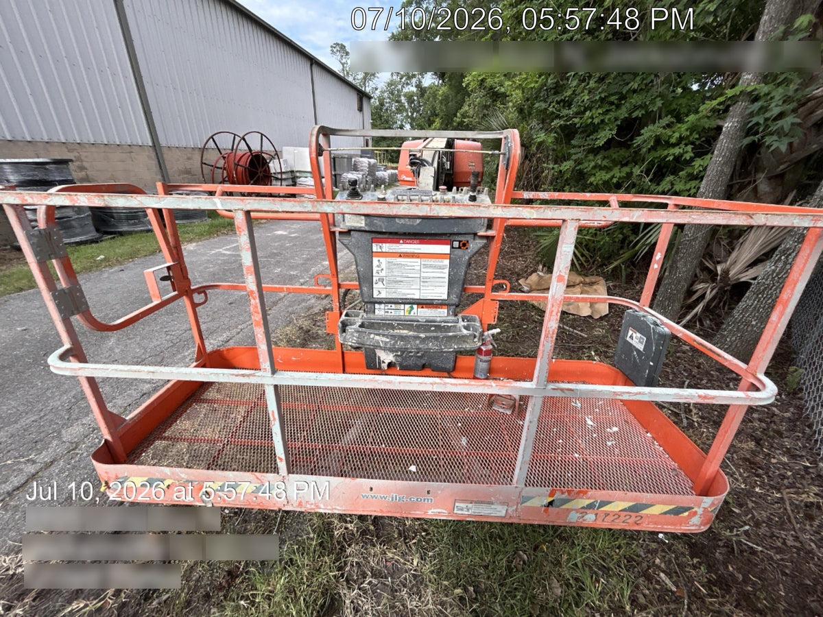 2022 JLG 660SJ