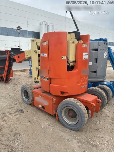 2019 JLG E300AJP