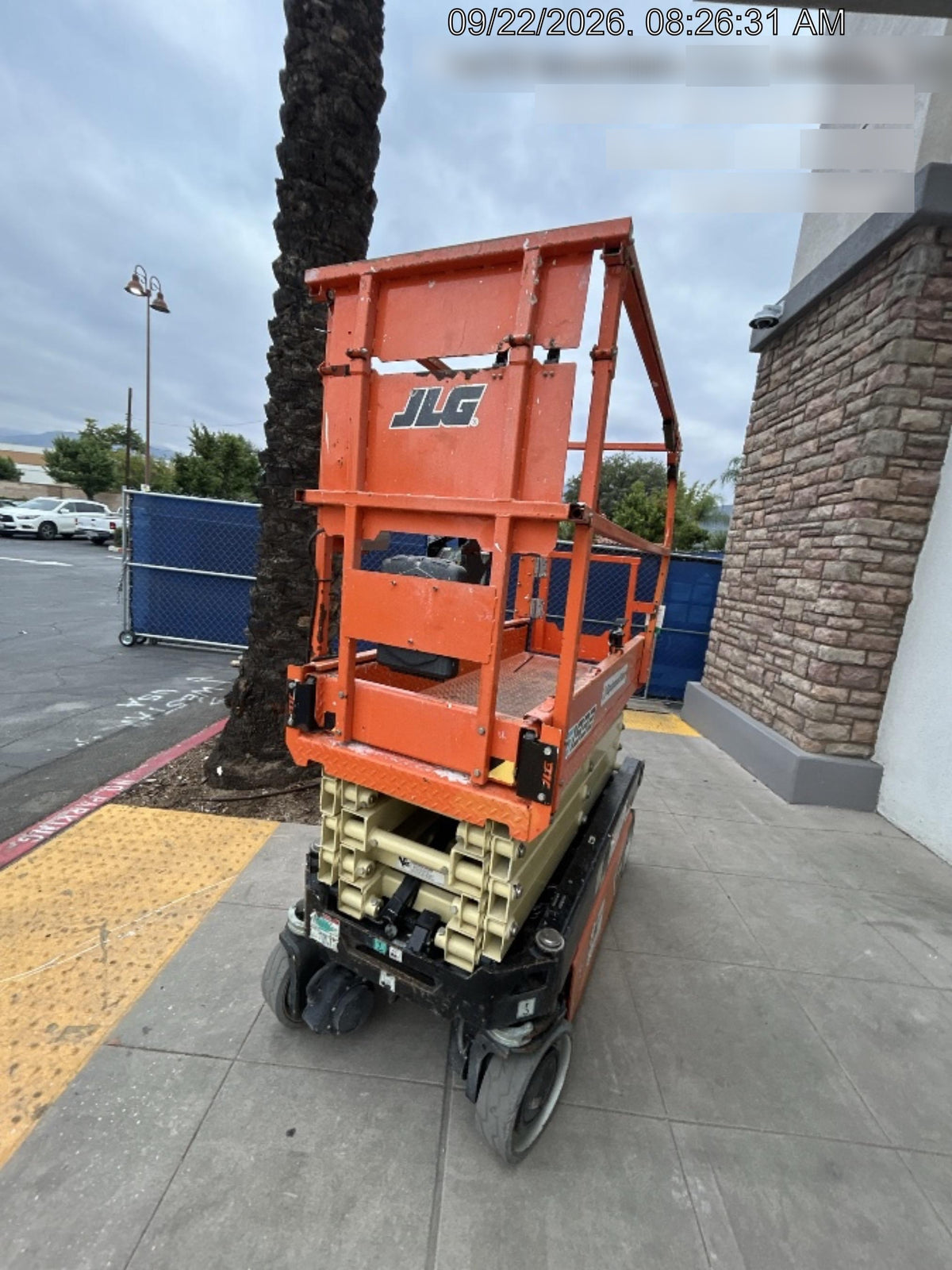 2022 JLG ES1932