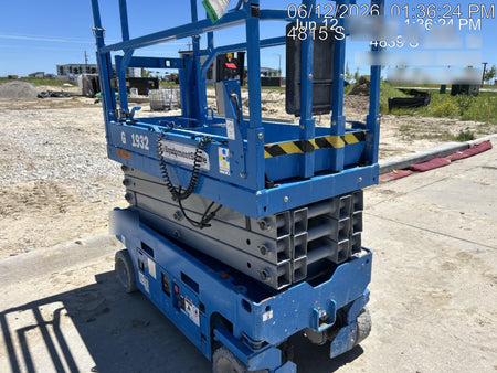 2023 GENIE GS-1932