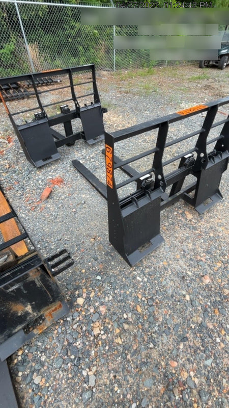2026 ARROW MATERIAL HANDLING 48" Pallet Forks - Arrow