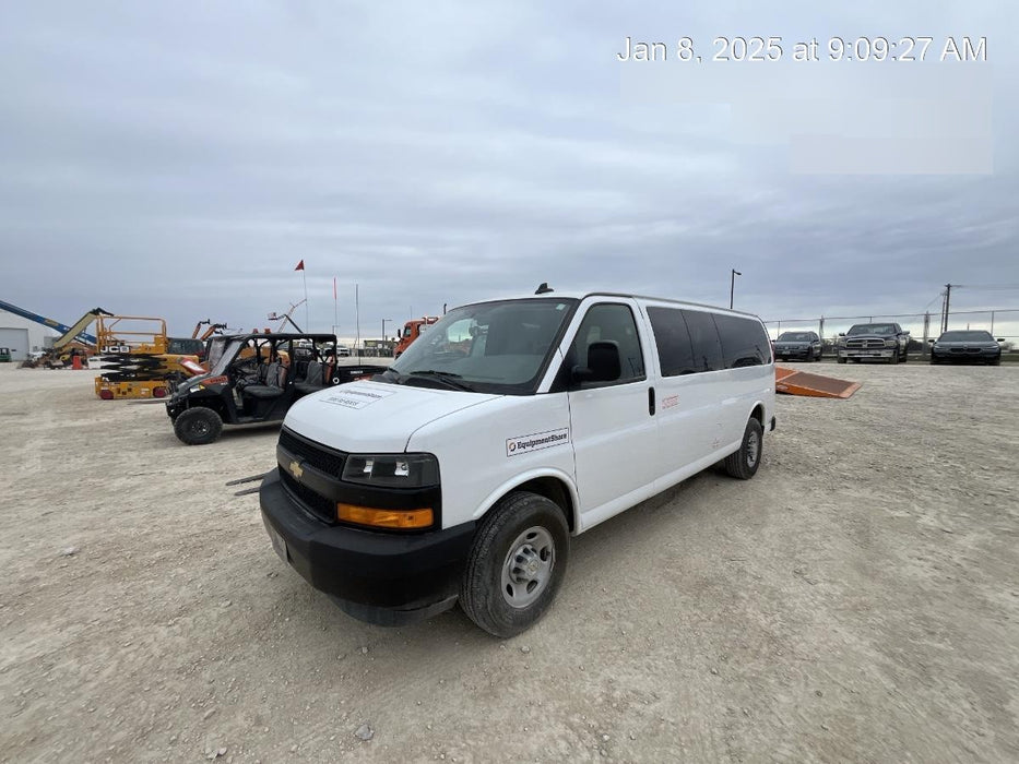 2023 CHEVROLET Express Van - Rental