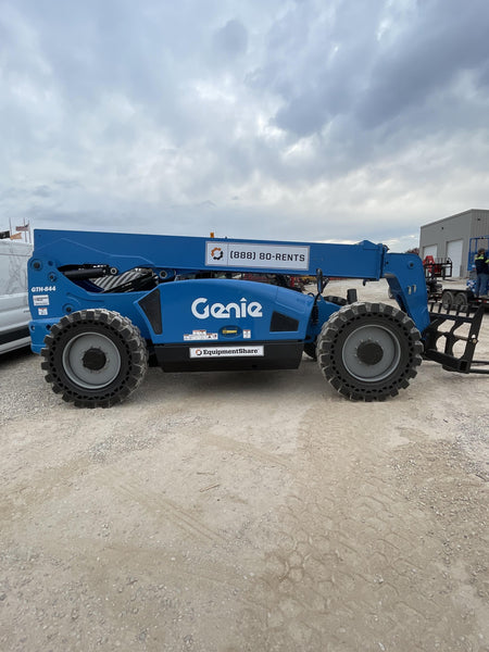 2022 GENIE GTH-844