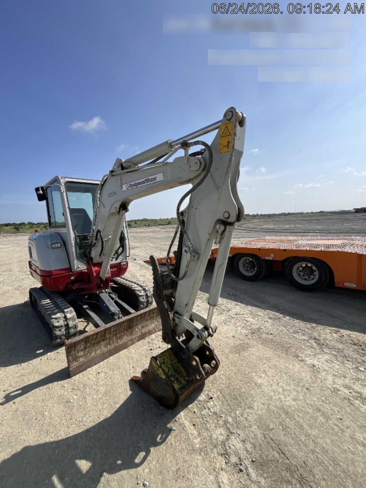 2024 TAKEUCHI TB235-2CR