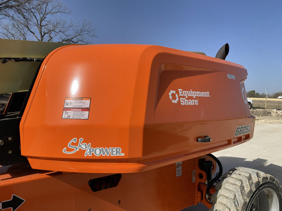 2023 JLG 660SJ