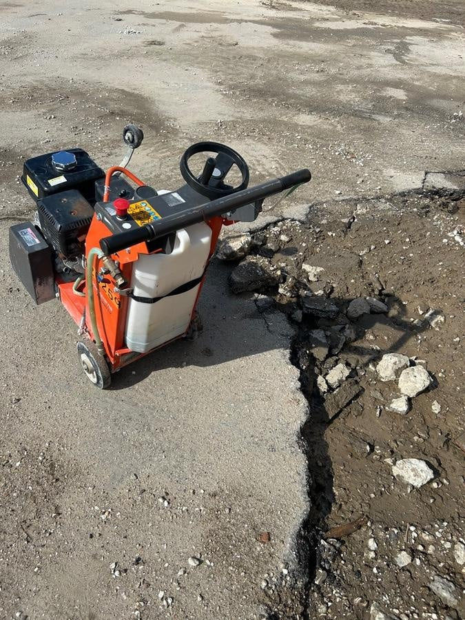 2024 HUSQVARNA FS 400 LV