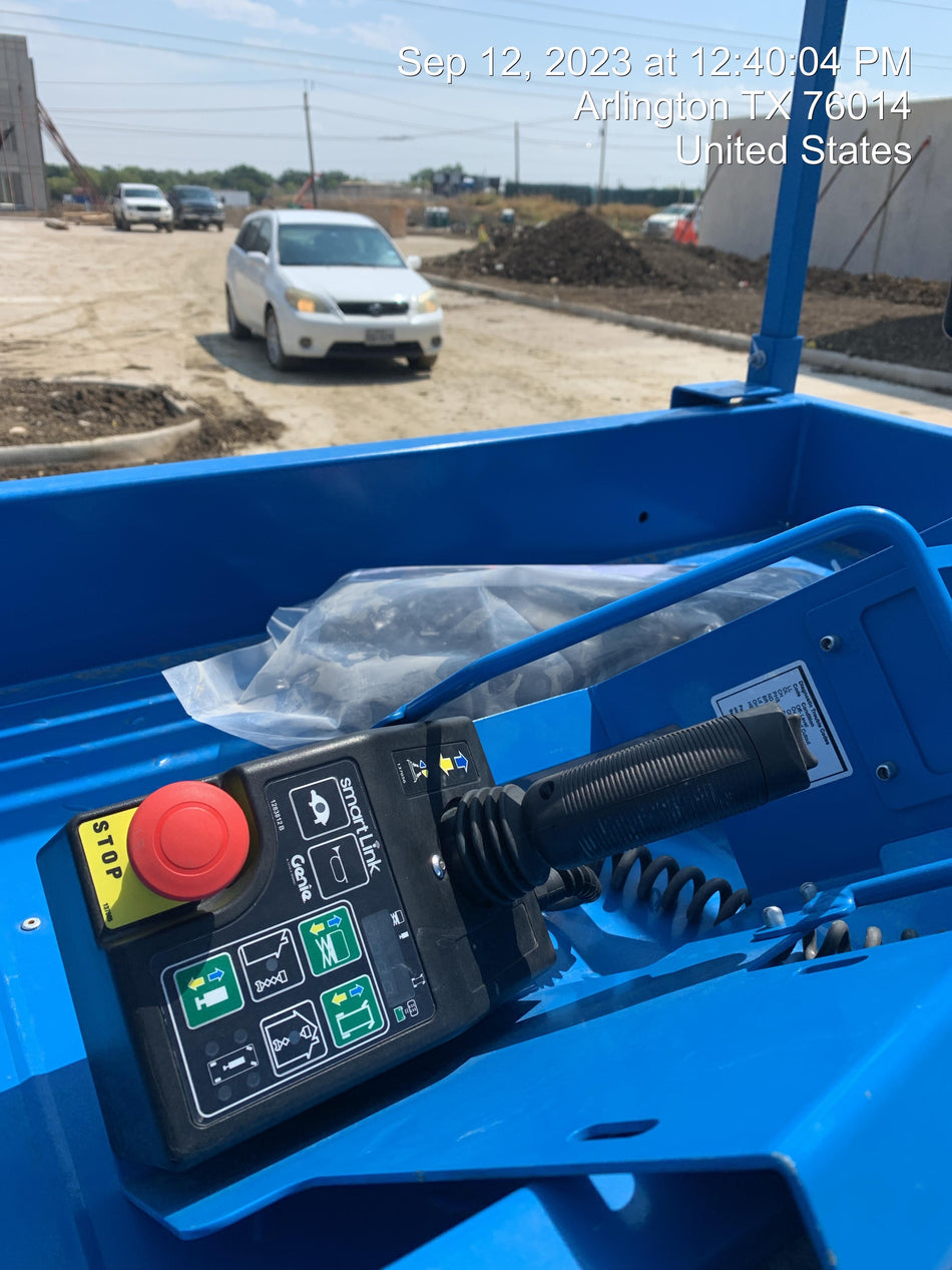 2023 GENIE GS-3232