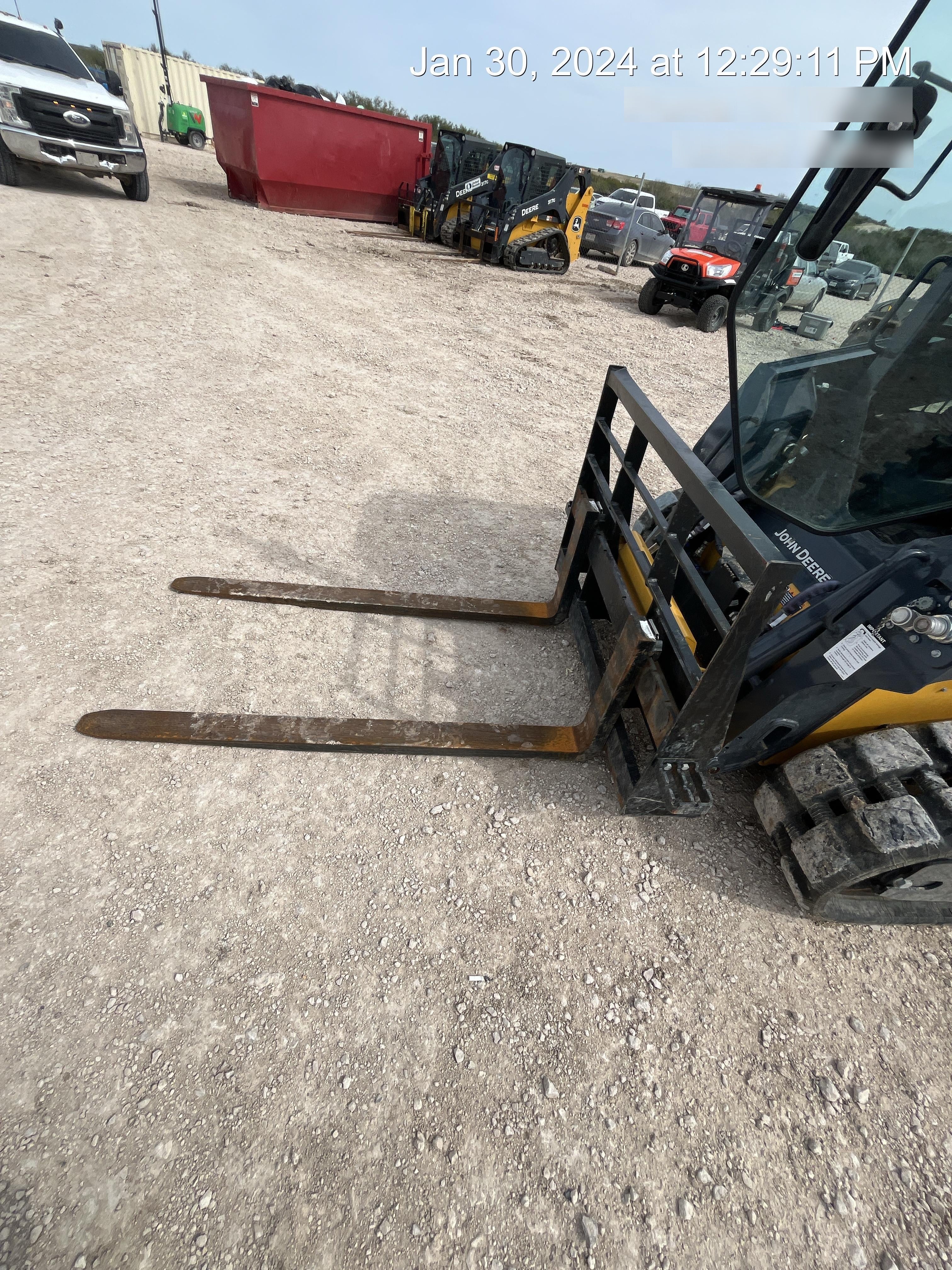 2023 ARROW MATERIAL HANDLING 24" Pallet Fork Frame