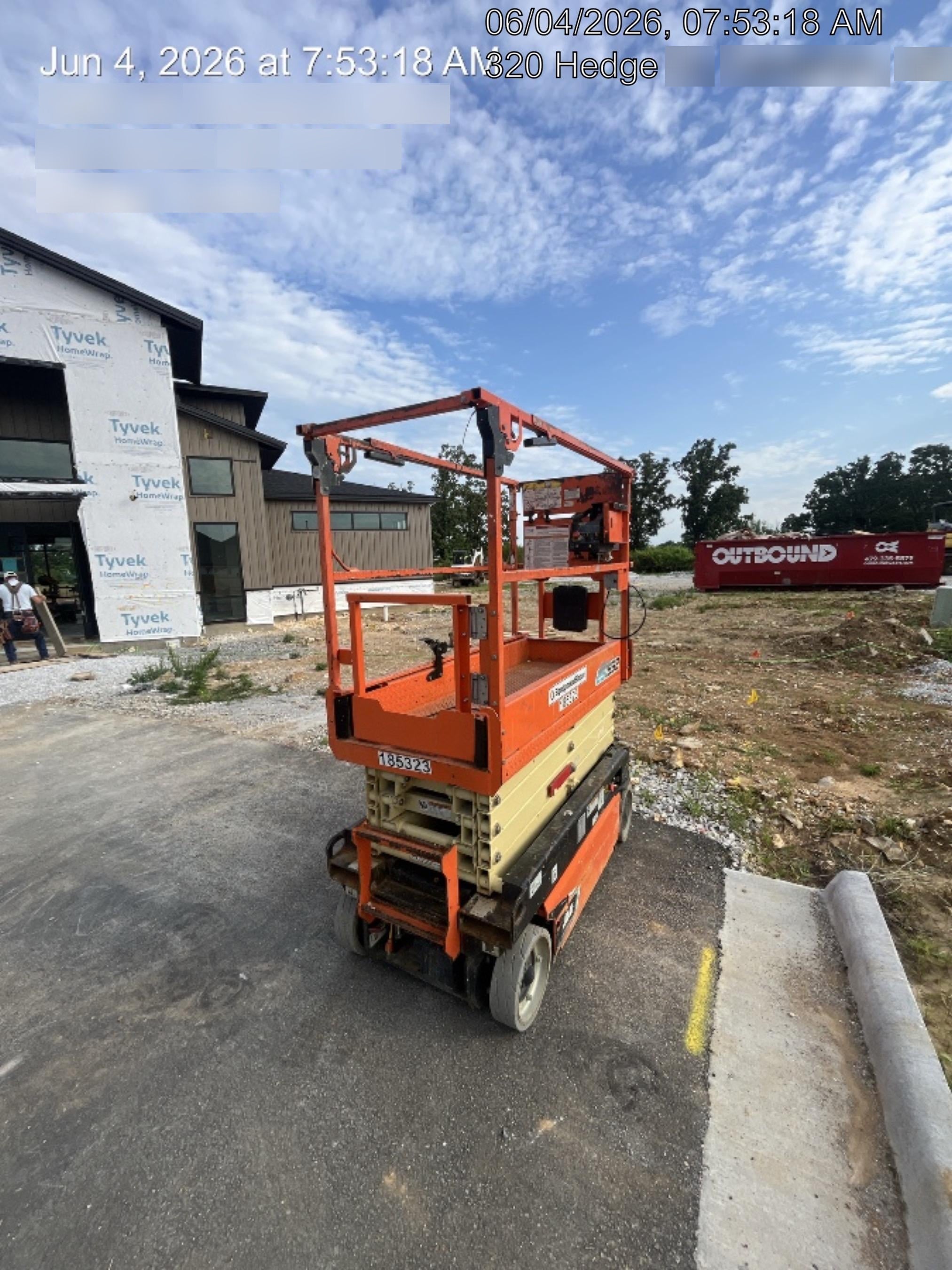 2021 JLG ES1932