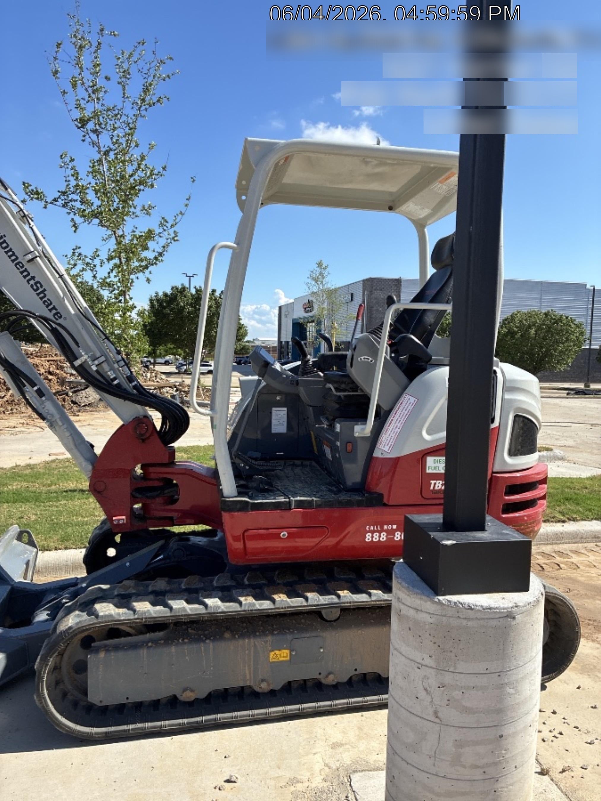 2025 TAKEUCHI TB250-2R