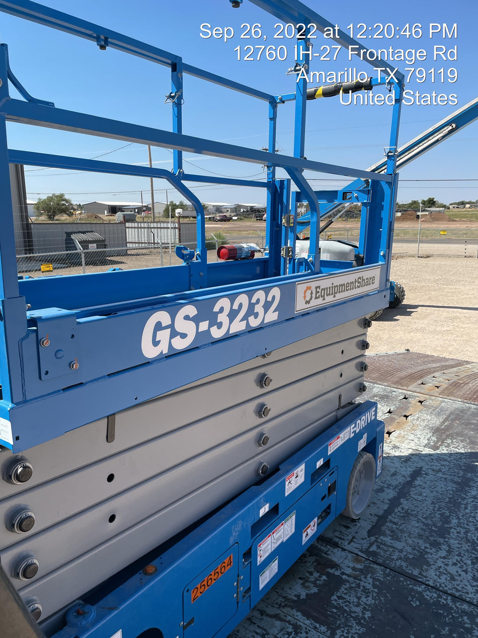 2022 GENIE GS-3232