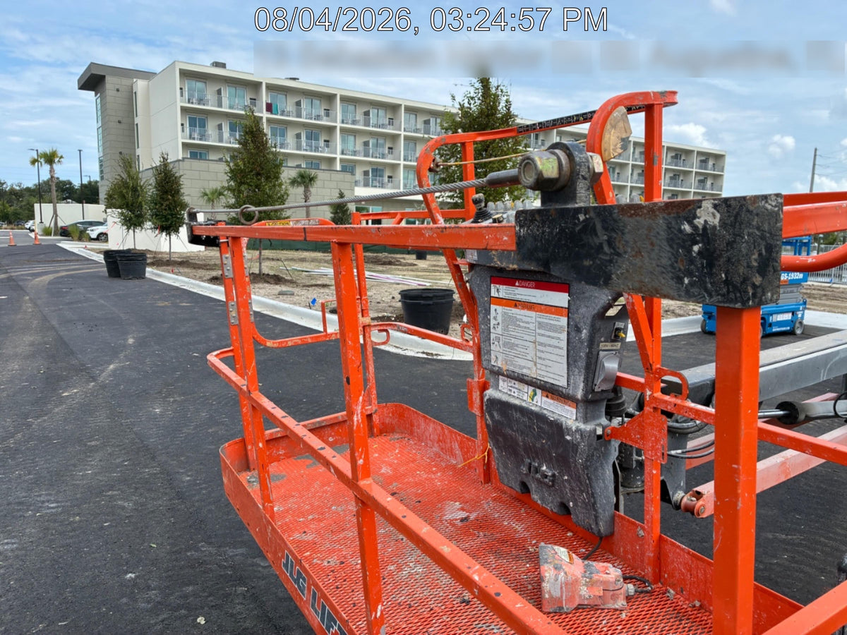 2021 JLG 460SJ