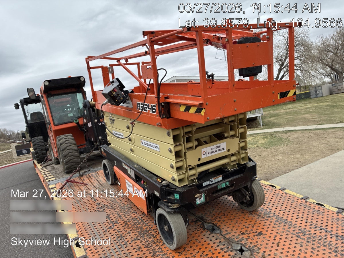 2022 JLG R3246