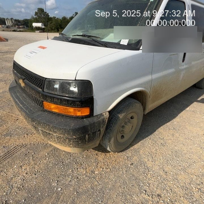 2023 CHEVROLET Express Van - Rental