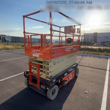 2022 JLG ES3246