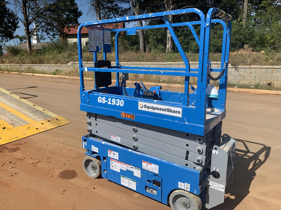 2020 Genie GS-1930 Fixed rails with chain entry gate - Pre A92.20