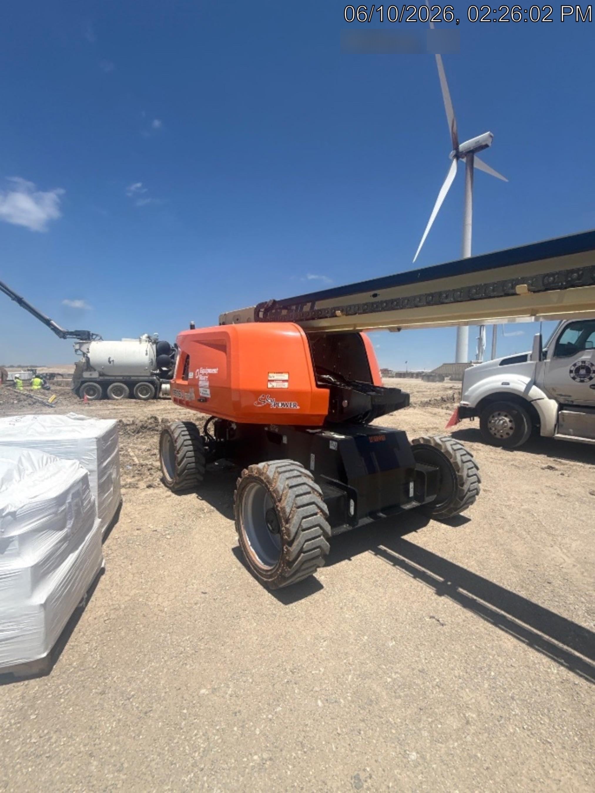 2024 JLG 660SJ
