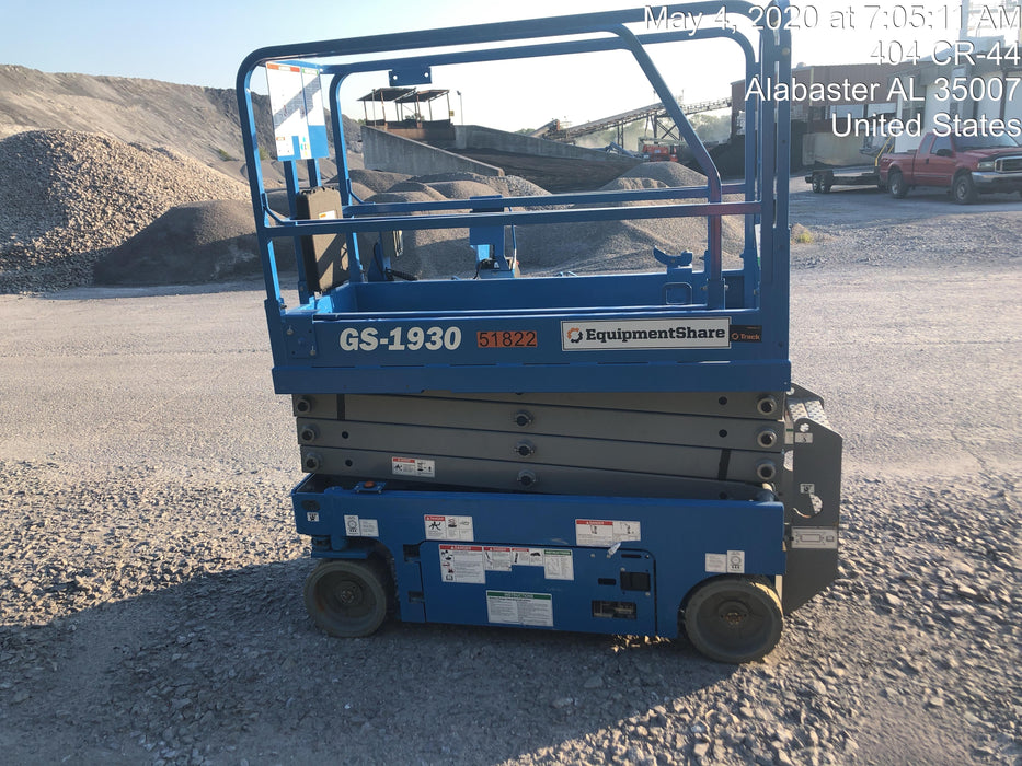 2019 Genie GS-1930 Fixed Rails with Chain Entry