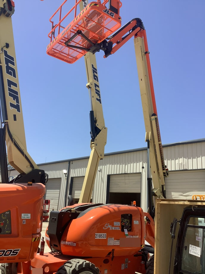 2022 JLG 600AJ
