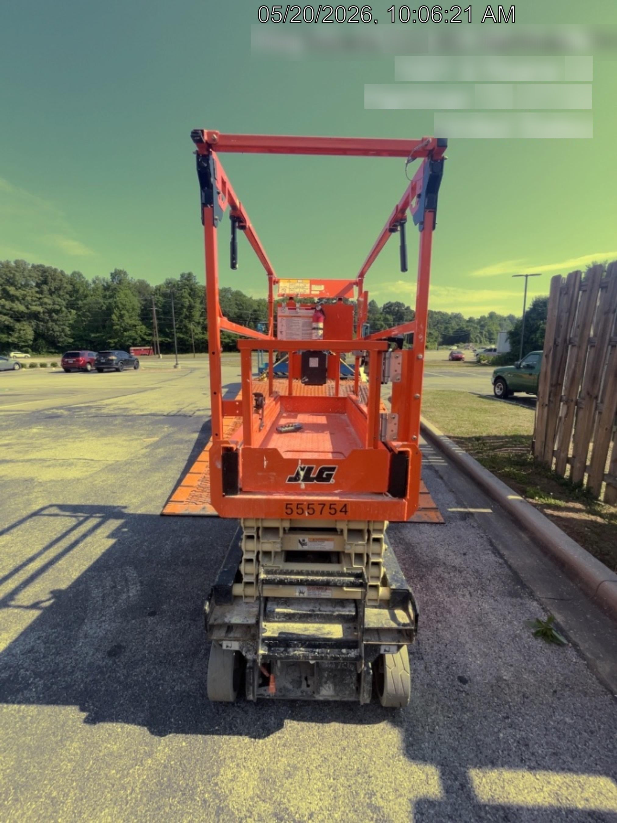 2025 JLG ES1932