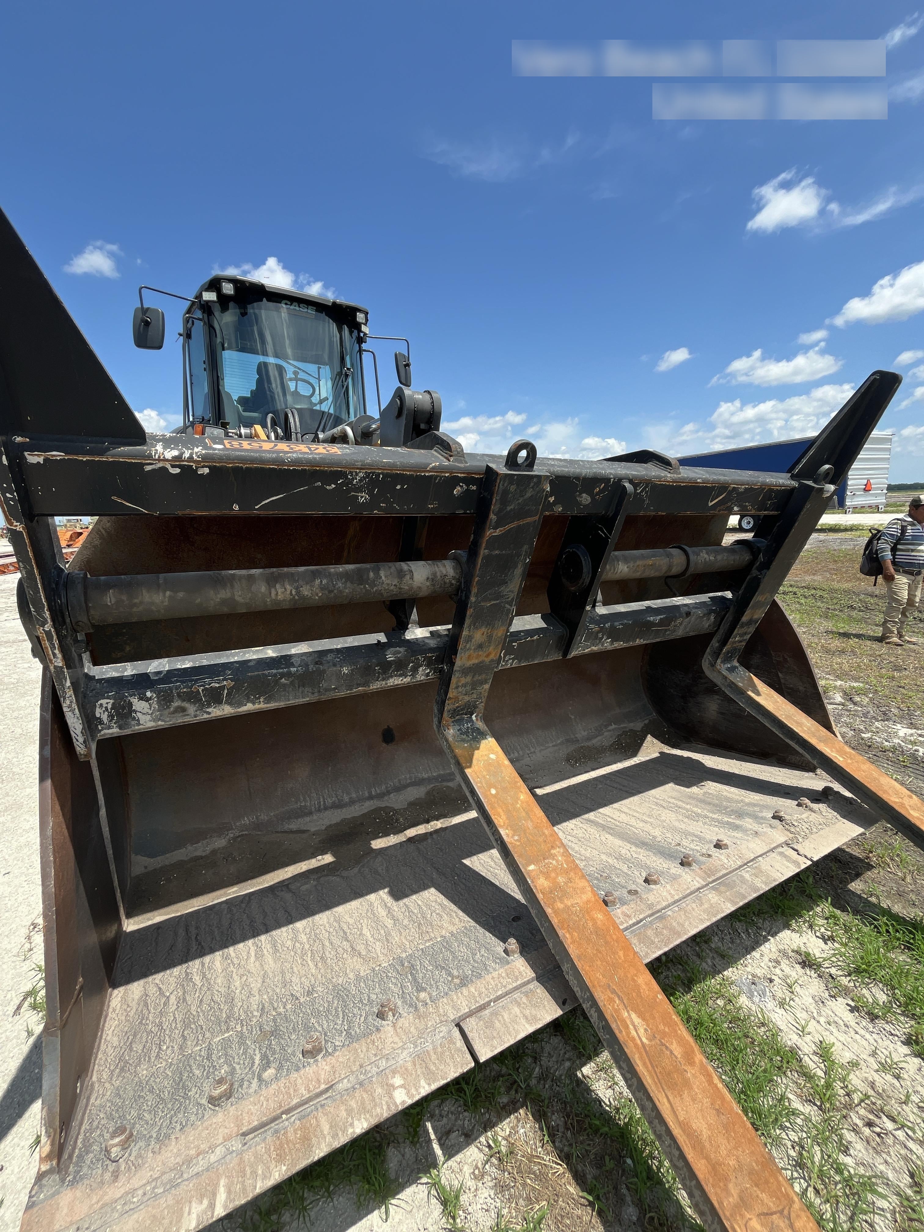 2014 CASCADE 84" Pallet forks - Cascade