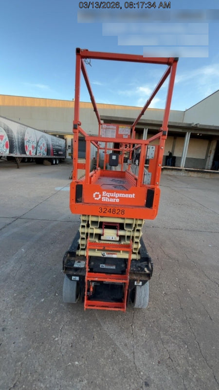 2023 JLG ES2632