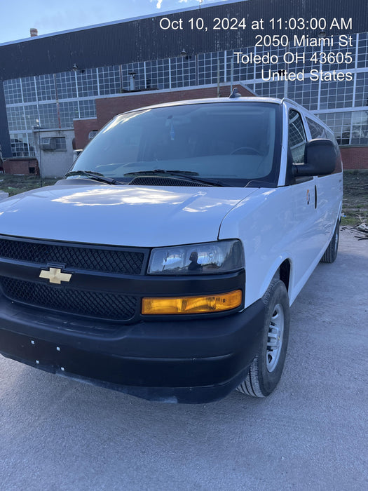 2023 CHEVROLET Express Van - Rental