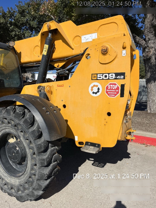 2020 JCB 509-42 Canopy, Solid Tires, Work Lights, Beacon, Aux Hydraulics, Back up Alarm, Lifting Eye, ES Decals