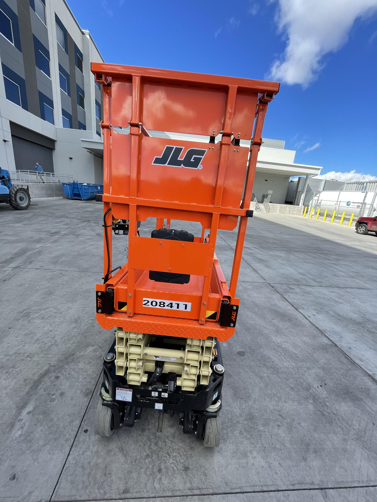 2022 JLG ES1932