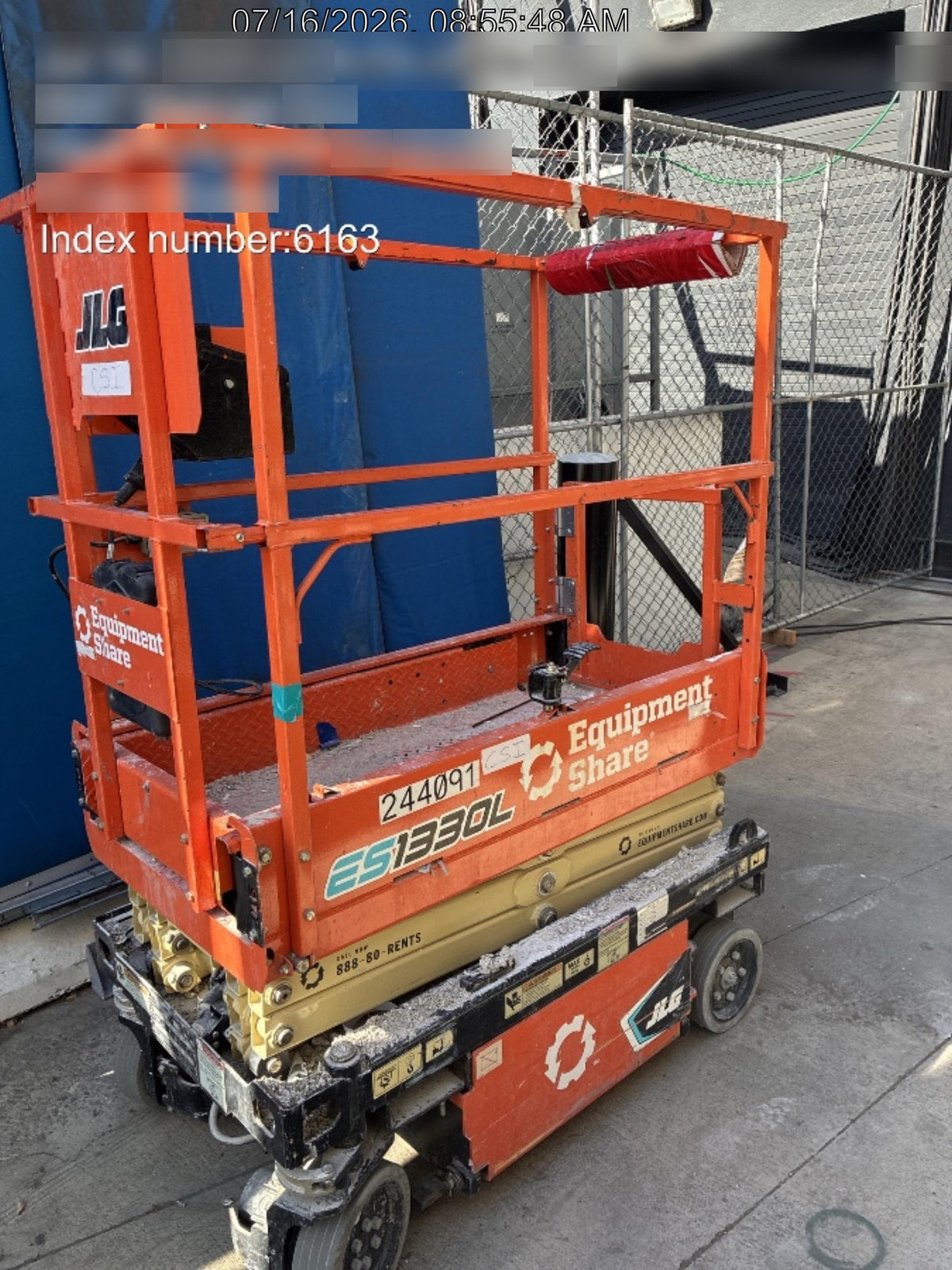 2022 JLG ES1330L