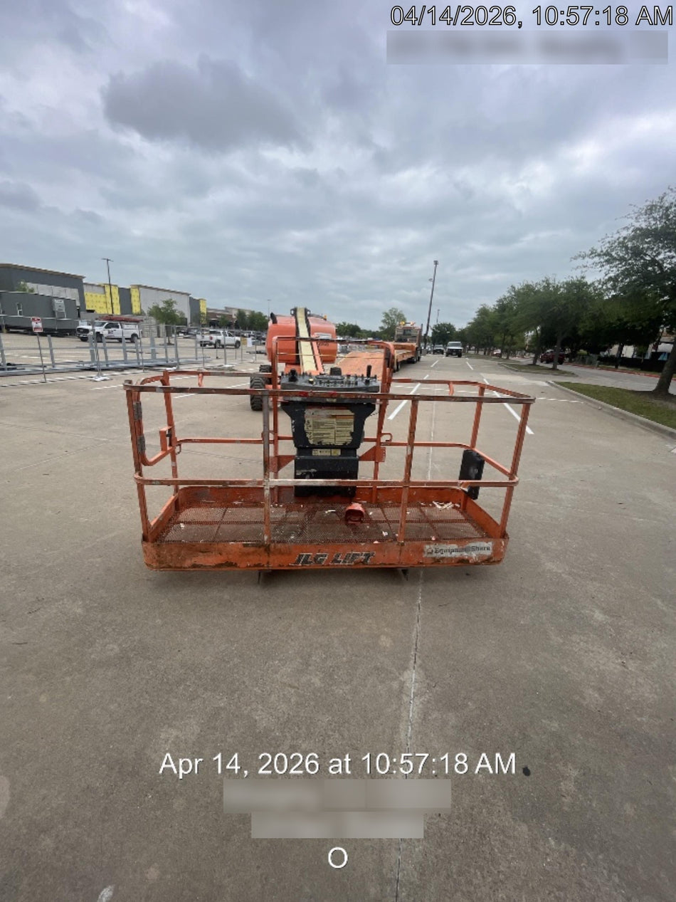 2019 JLG 460SJ