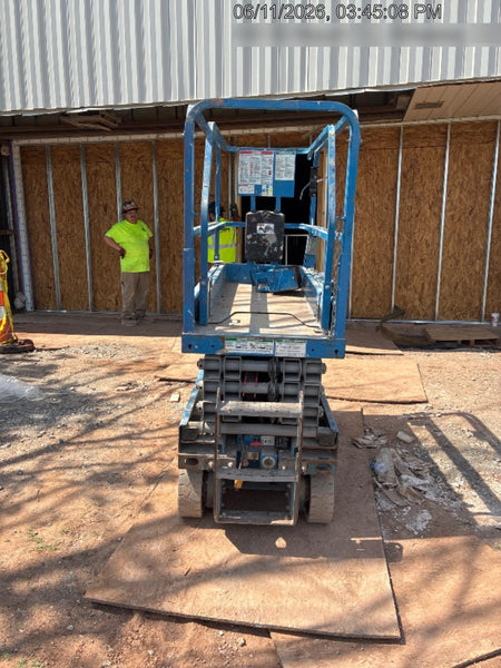 2019 Genie GS-1930 Fixed rails with chain Entry
