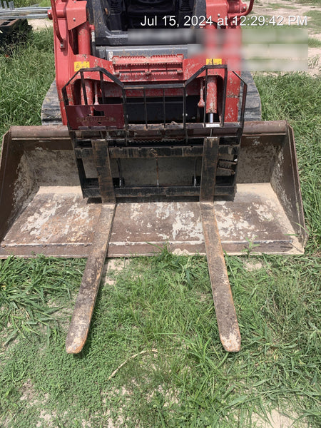 2023 VIRNIG 48" Pallet Forks - Virnig