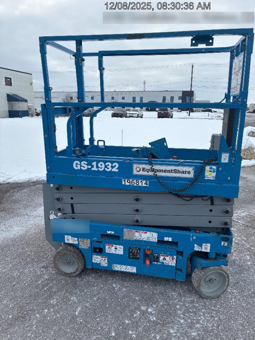 2021 GENIE GS-1932