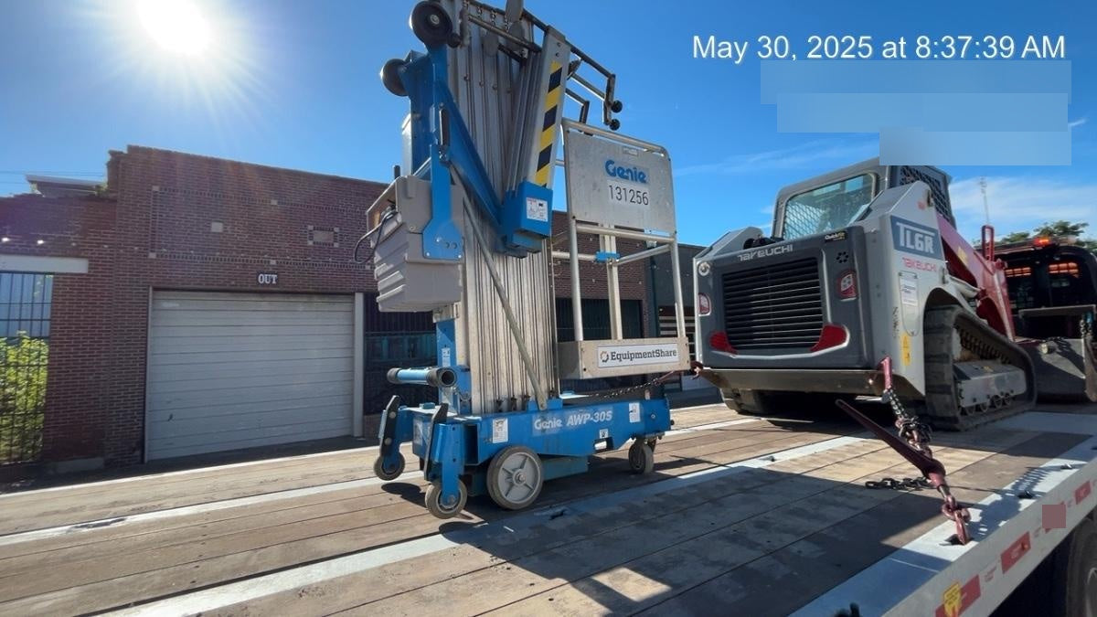 2021 GENIE AWP-30S DC