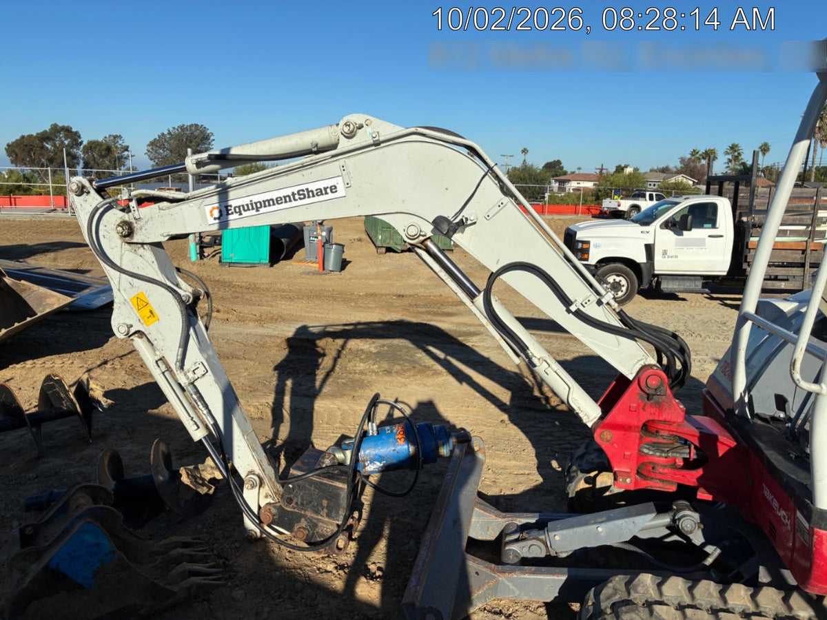 2021 TAKEUCHI TB240R