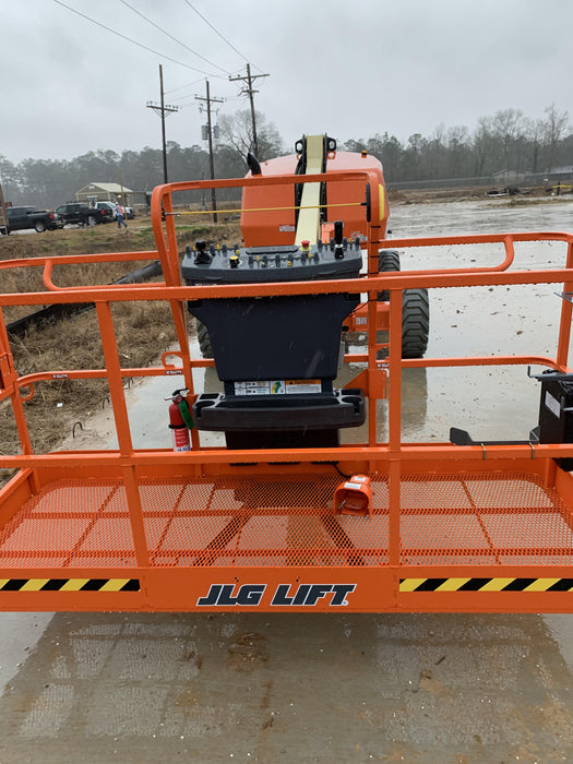 2021 JLG 400S