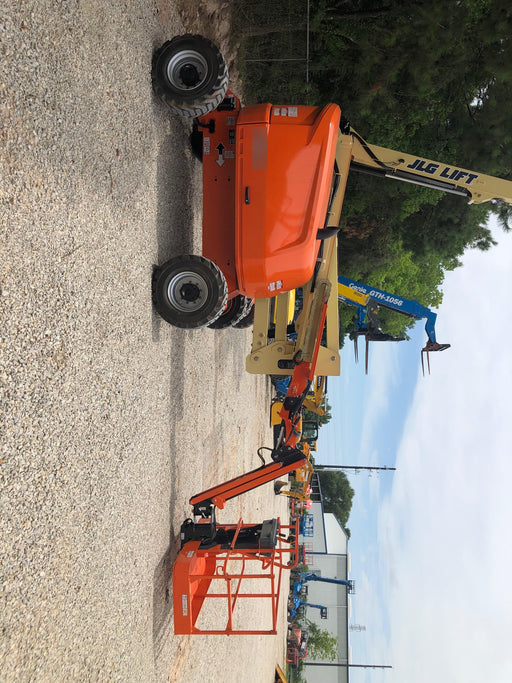 2019 JLG 450AJ