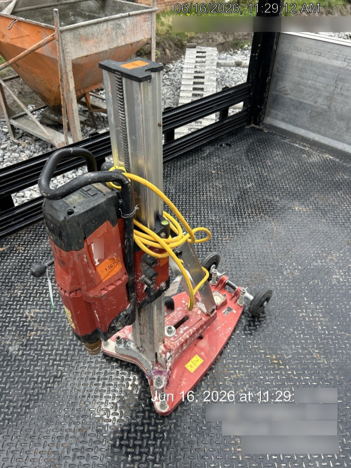 2021 HILTI DD250E