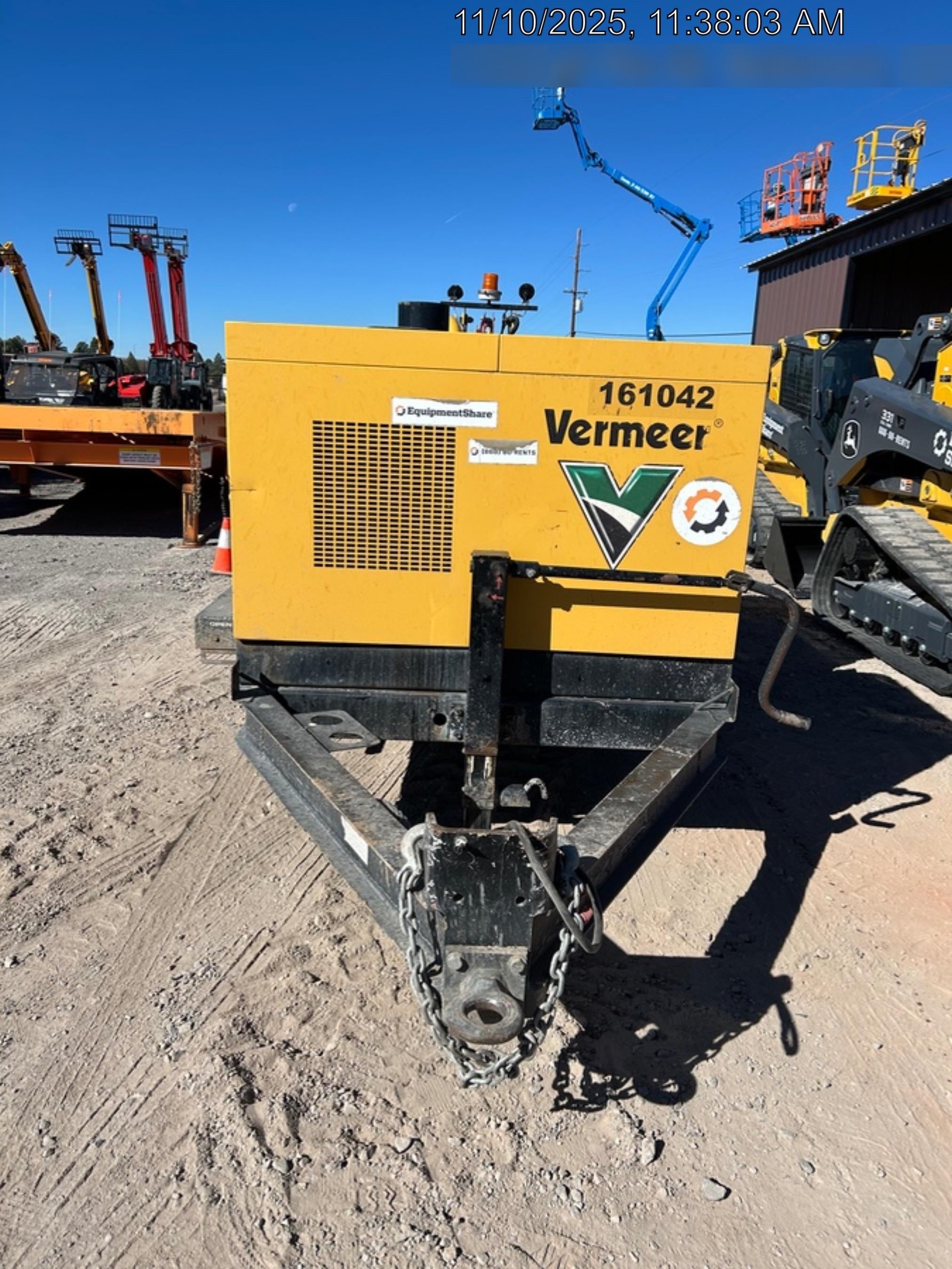 2021 Vac-Tron LP573XDT T4 Koehler Diesel Engine, 500 Gallon Debris Tank, x2 100 Gallon Water Tanks