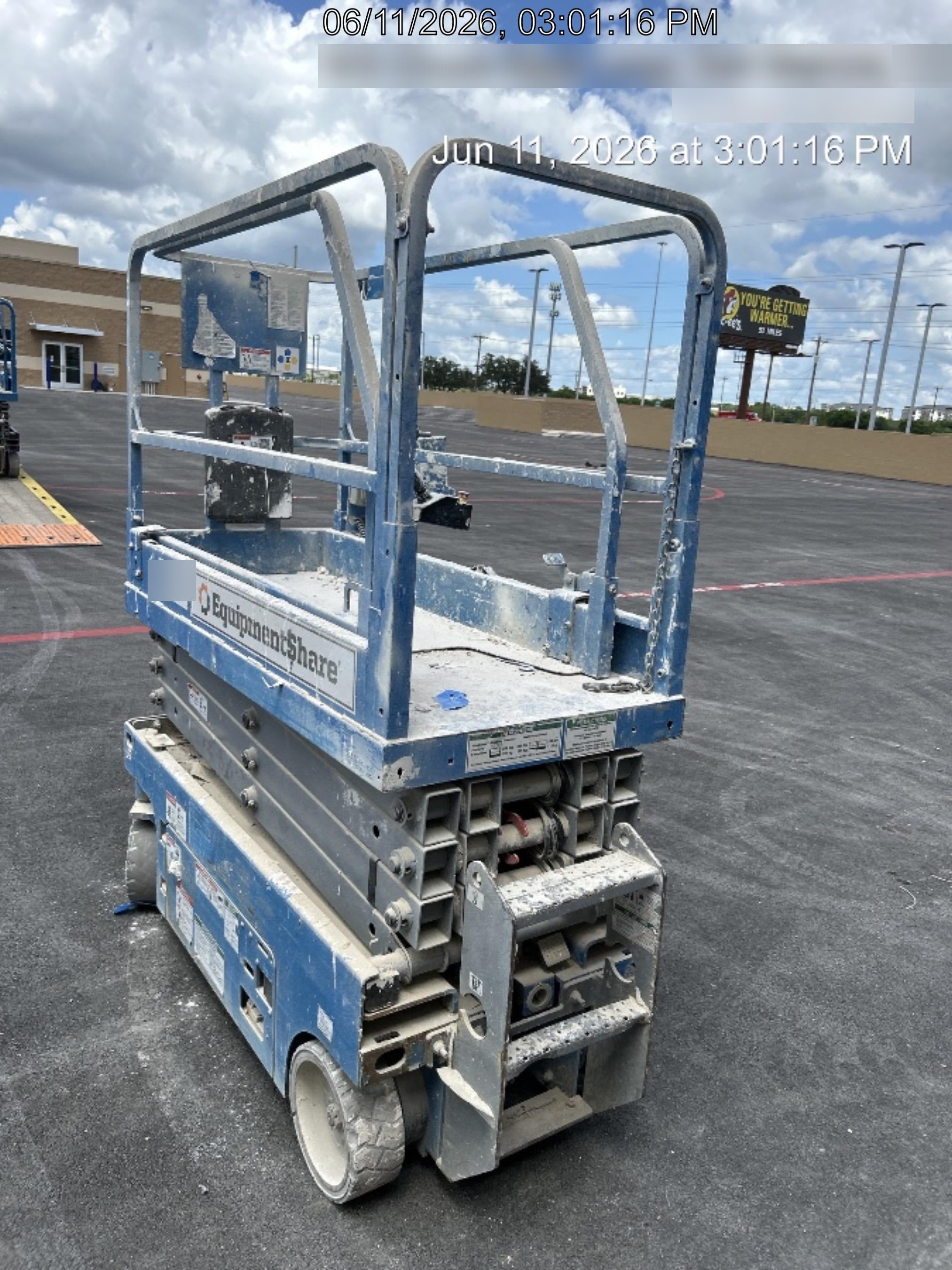 2019 Genie GS-1930 Fixed rails with chain Entry