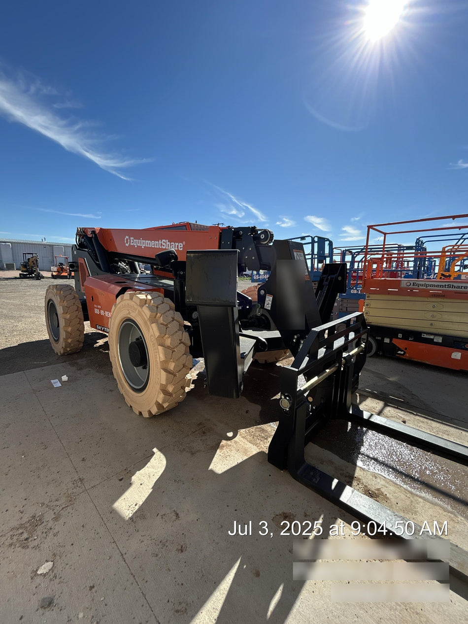 2025 SKYTRAK 10054
