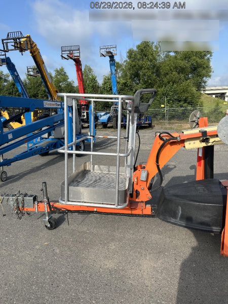2022 JLG T350