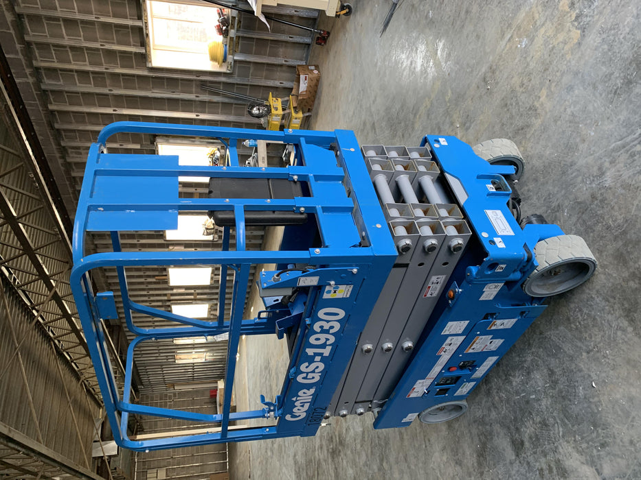 2018 Genie GS-1930 Genie GS-1930 w/Fixed Rail, Chain Entry