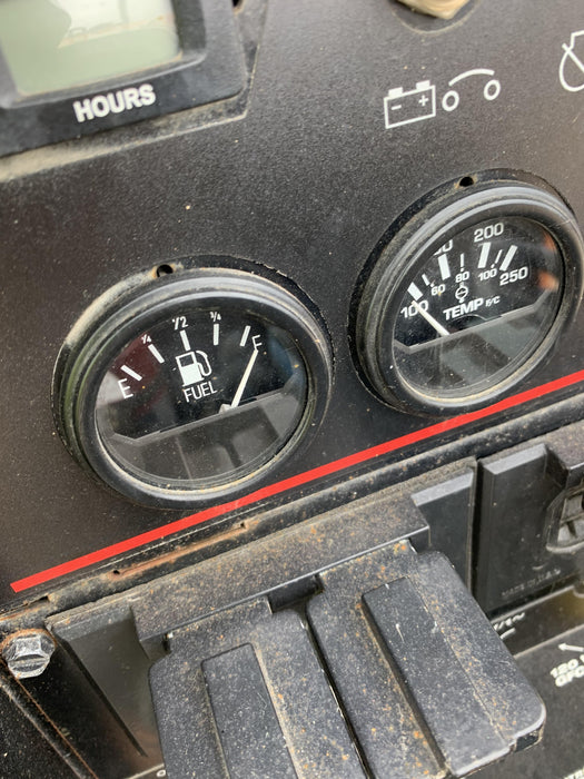 2021 Lincoln Electric Vantage 322 Vantage 322 Ready Pak 3 w/ Decals, ORANGE (includes trailer, cable rack, fender light kit) NO Telematics