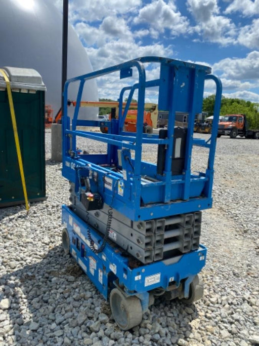 2020 Genie GS-1930 Solid Non Marking Tires, Beacon, Folding rails with half height swing gate
