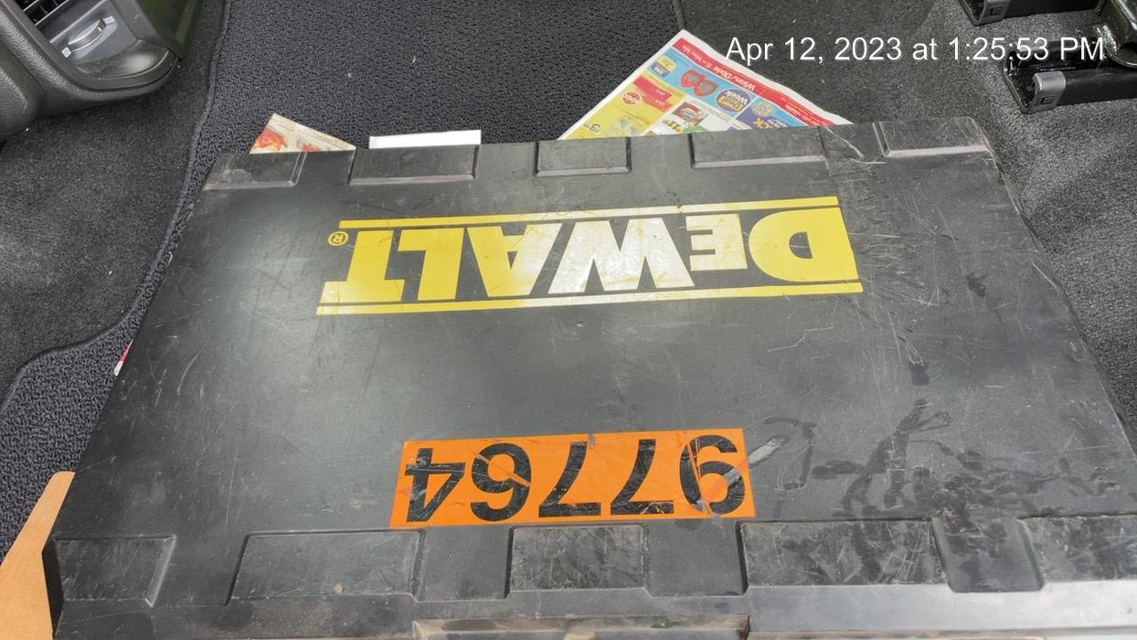 2020 DEWALT D25604