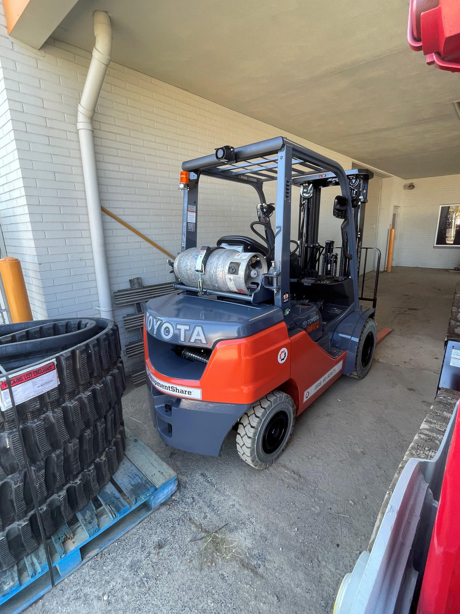 2022 TOYOTA 50-8FGU25