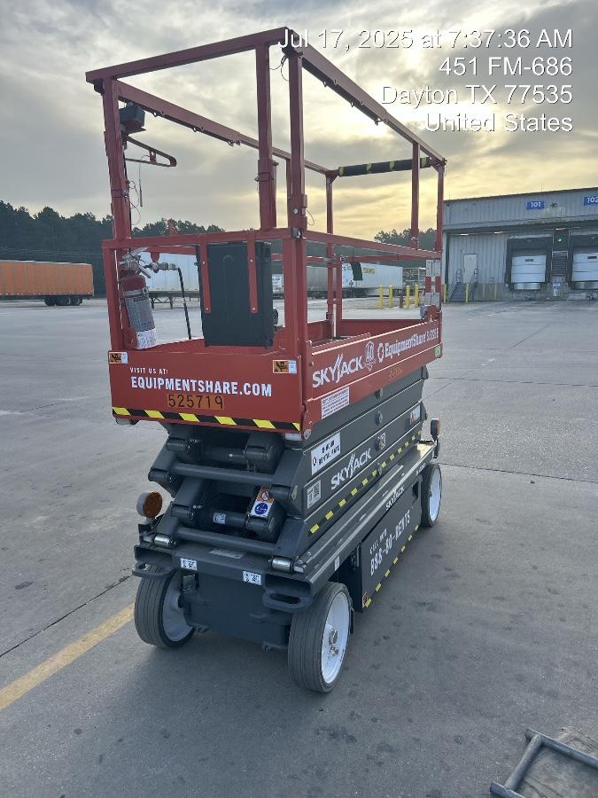 2025 SKYJACK SJ3226